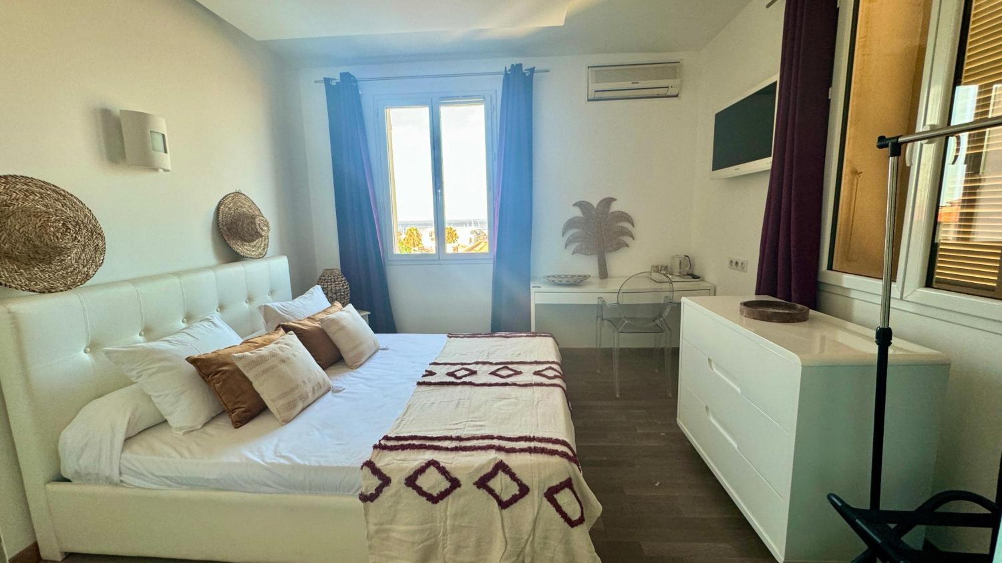 Hotel Les 3 Terrasses Sari-Solenzara Ngoại thất bức ảnh
