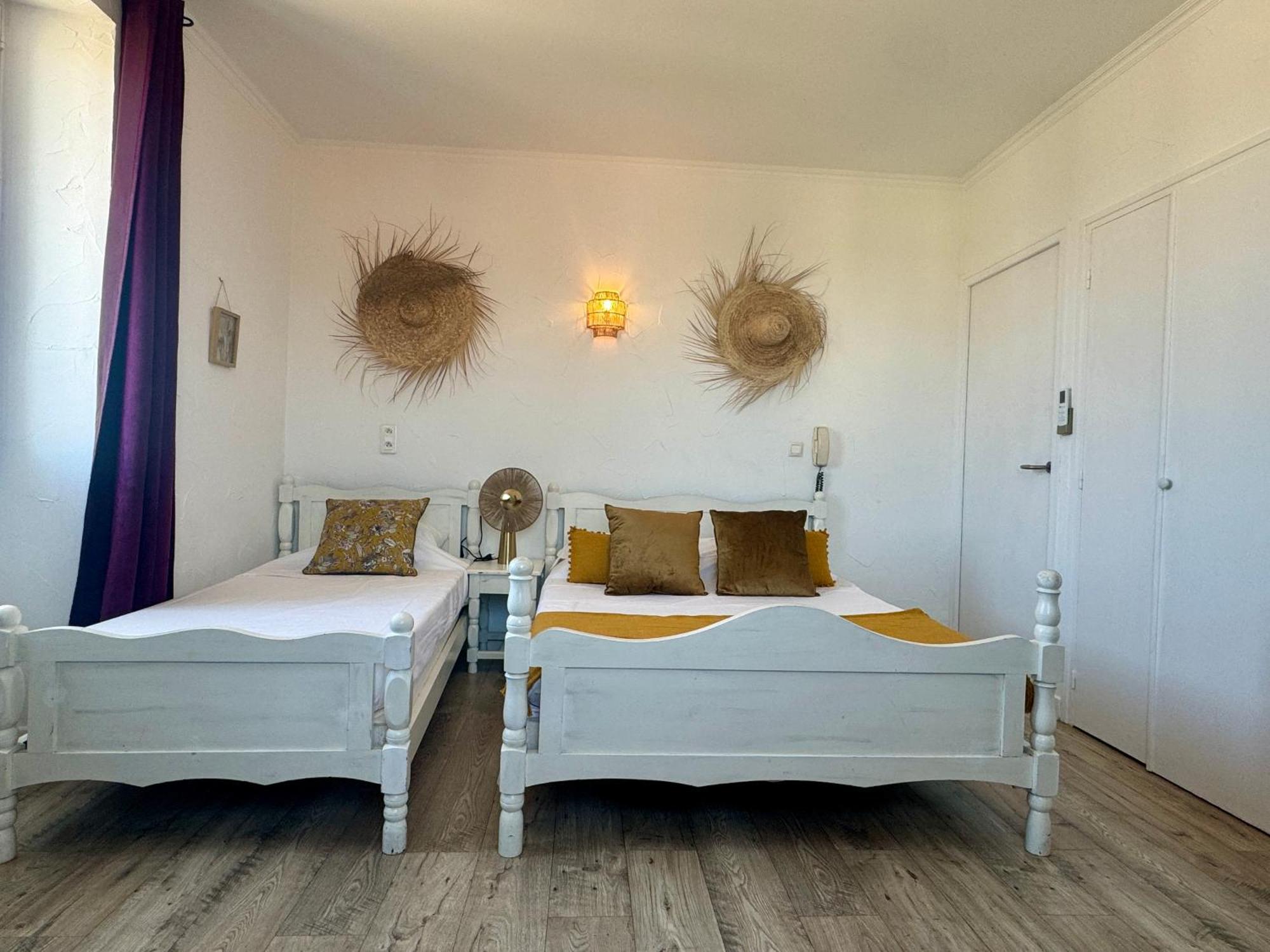 Hotel Les 3 Terrasses Sari-Solenzara Ngoại thất bức ảnh